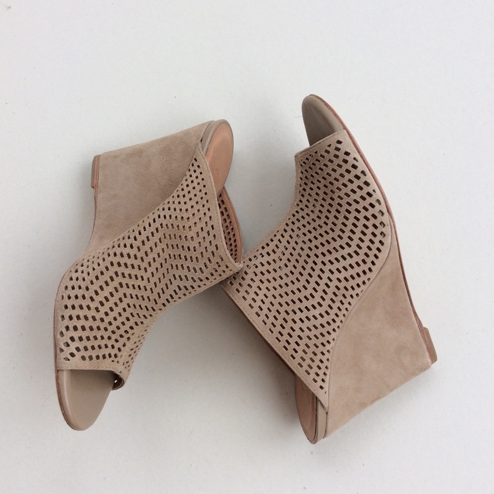 Joie Anita Suede Tan Wedge Sandals Sz 38